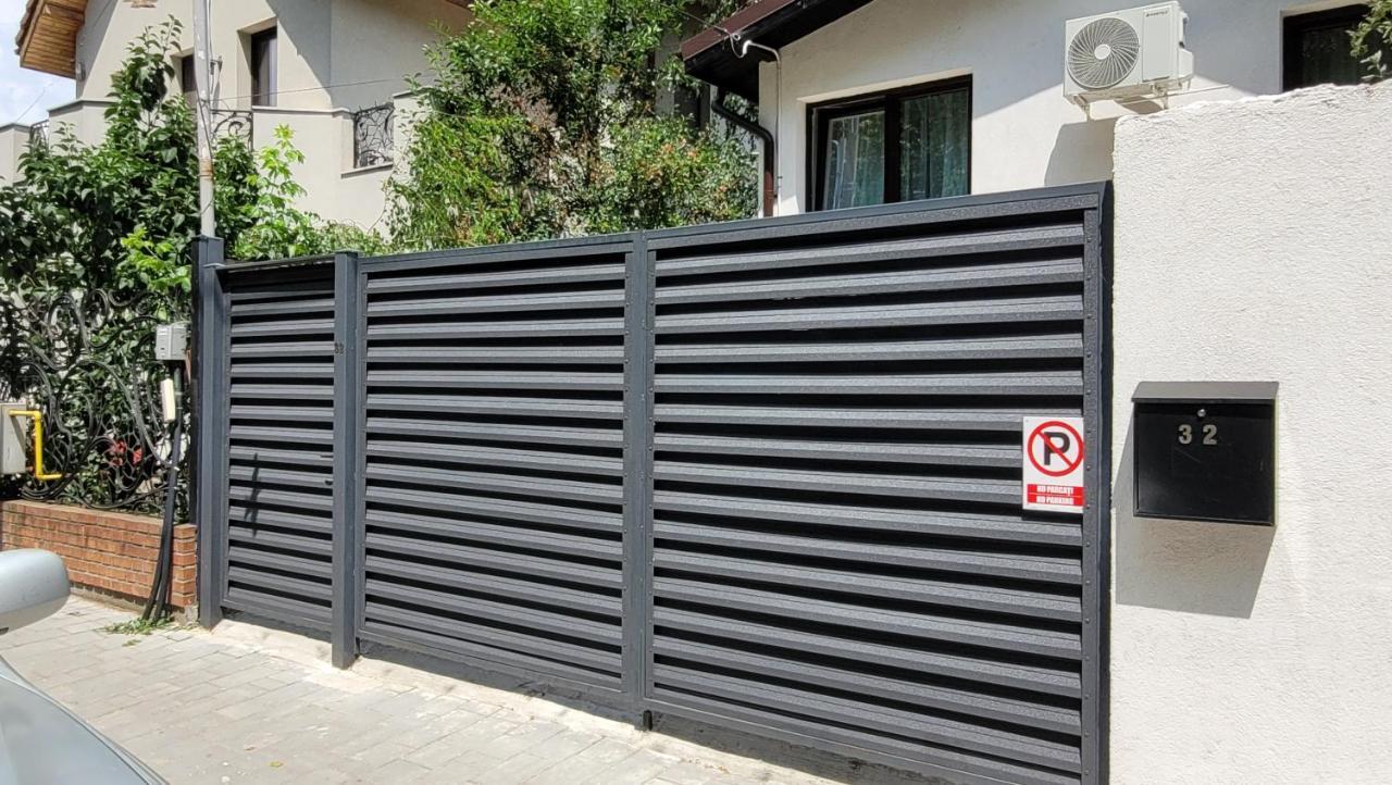Ferienwohnung Luxury Mansion Bukarest Exterior foto
